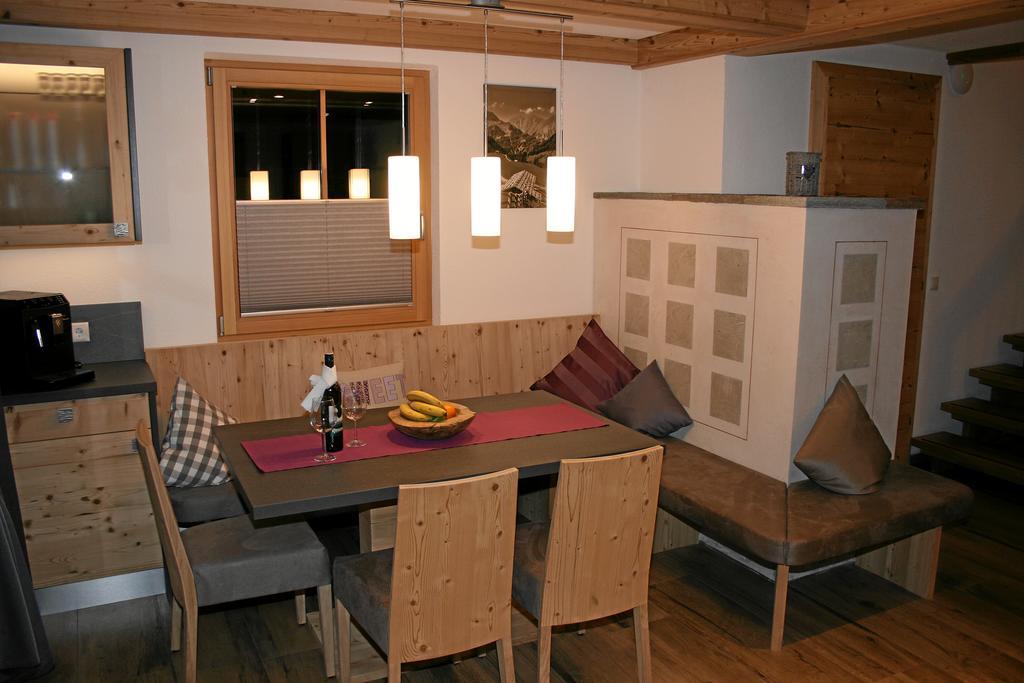 Hotel Wiese Sankt Leonhard im Pitztal Esterno foto