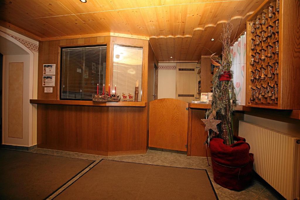 Hotel Wiese Sankt Leonhard im Pitztal Esterno foto