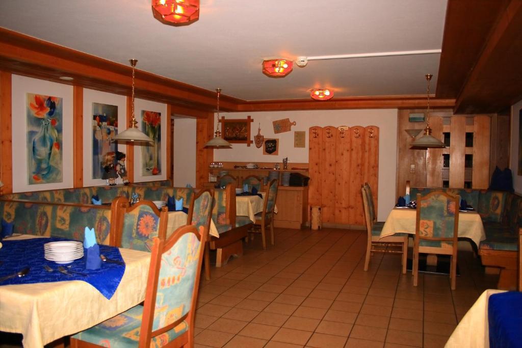 Hotel Wiese Sankt Leonhard im Pitztal Esterno foto